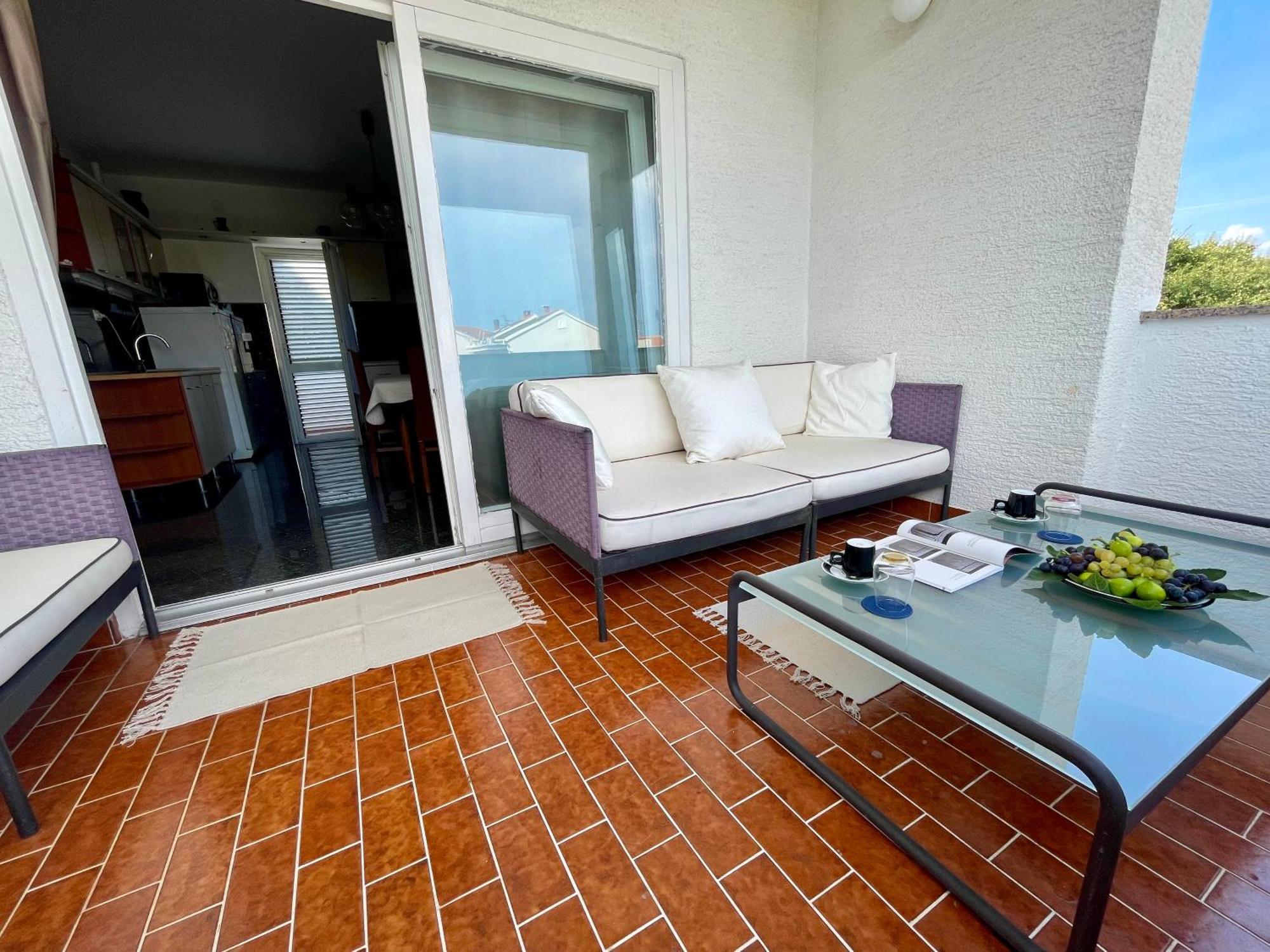 Ana Guest House นิน ภายนอก รูปภาพ